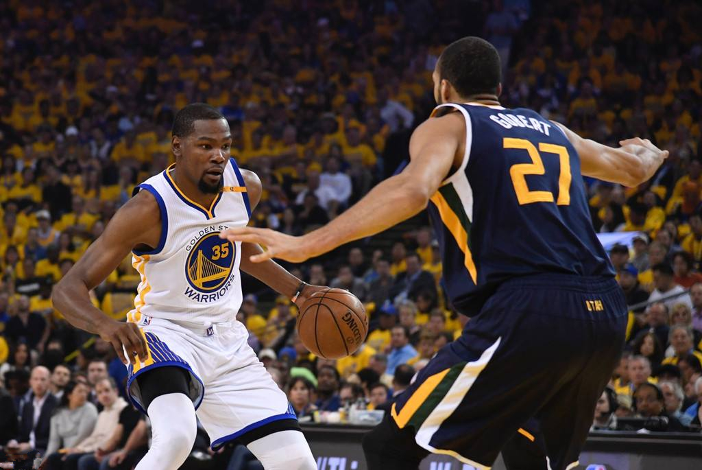 嵩山雄鲨队失利荆楚山猫队,高尔夫邀请赛上演关键失误成转折!轮换效果显现(粟戎生67军真相)-开云娱乐官网