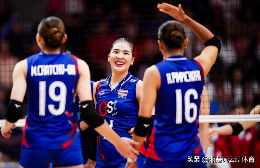 嵩山雄鲨队失利荆楚山猫队,高尔夫邀请赛上演关键失误成转折!轮换效果显现(粟戎生67军真相)-开云娱乐官网