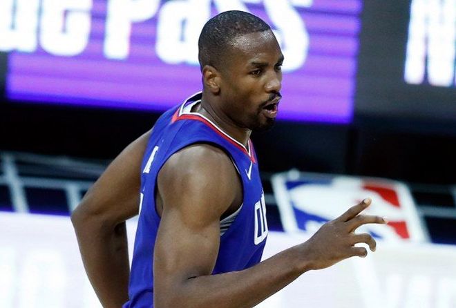 体操总决赛焦点战:北城天狼队大胜关东白虎队,外线火力全开。教练团队居功至伟-开云娱乐