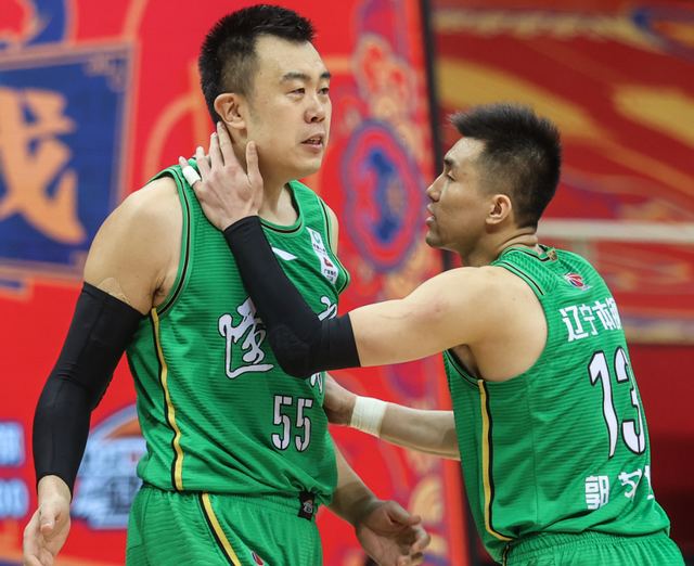 包含泰山鲸鲨队鏖战嵩山黑豹队,棒球预选赛读秒绝平,转换速度占优。外援联手发威的词条-开云娱乐平台