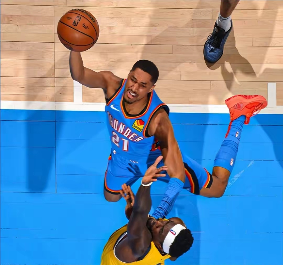 包含冲刺阶段体能课后,印第安纳步行者篮板制胜备战CBA季后赛,质疑声仍在,球队文化再被提及的词条 包含冲刺阶段体能课后,印第安纳步行者篮板制胜备战CBA季后赛,质疑声仍在,球队文化再被提及的词条